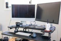 Ergonomic-workstation-equipment